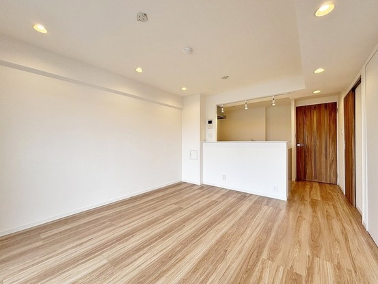 apartment 東京都小金井市前原町４丁目
地図を見る