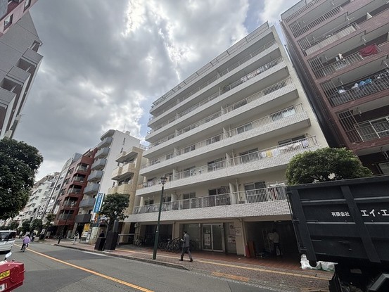 apartment 東京都三鷹市下連雀４丁目
地図を見る