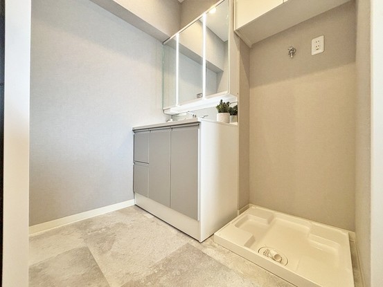 apartment 東京都杉並区和田３丁目
地図を見る