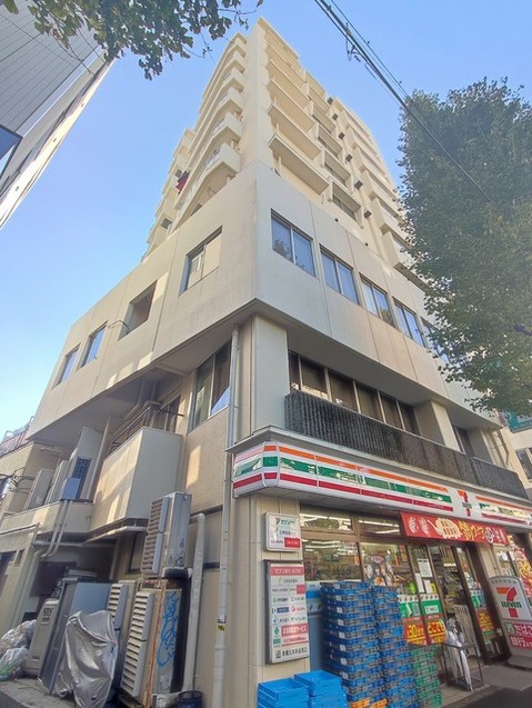 apartment 東京都杉並区和田３丁目
地図を見る