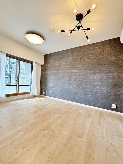 apartment 東京都杉並区下高井戸３丁目
地図を見る