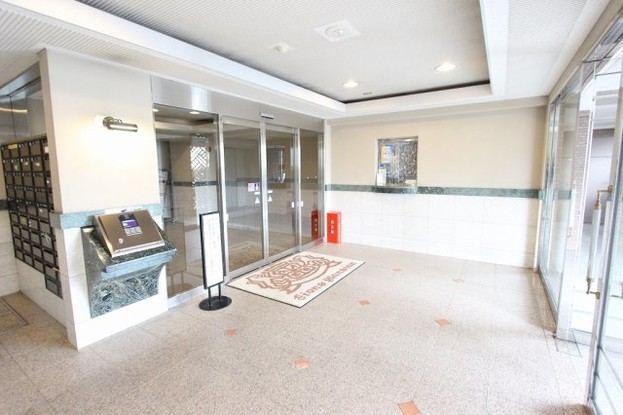 apartment 埼玉県三郷市三郷１丁目
地図を見る