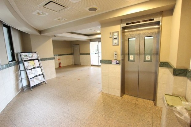 apartment 埼玉県三郷市三郷１丁目
地図を見る