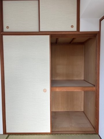 apartment 埼玉県三郷市彦成３丁目207-3