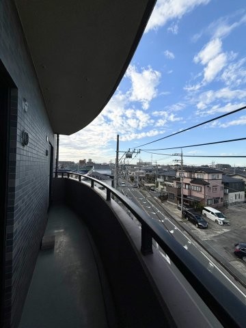 apartment 埼玉県三郷市彦成３丁目207-3