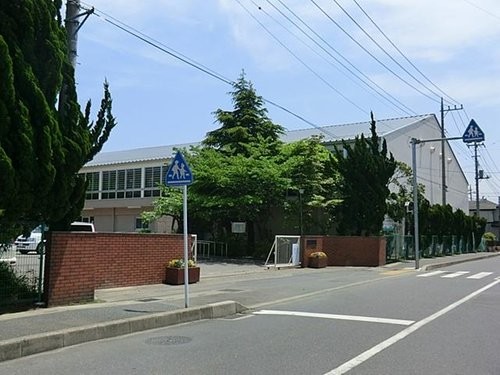 apartment 埼玉県三郷市彦成３丁目207-3