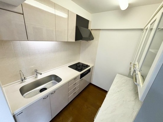apartment 埼玉県三郷市彦成３丁目207-3