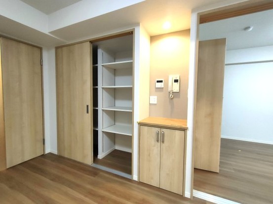 apartment 埼玉県三郷市彦成３丁目207-3