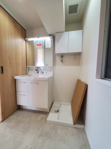 apartment 埼玉県八潮市中央１丁目
地図を見る