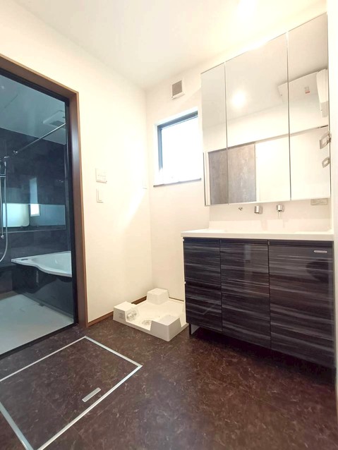 detached 埼玉県三郷市彦成２丁目
地図を見る