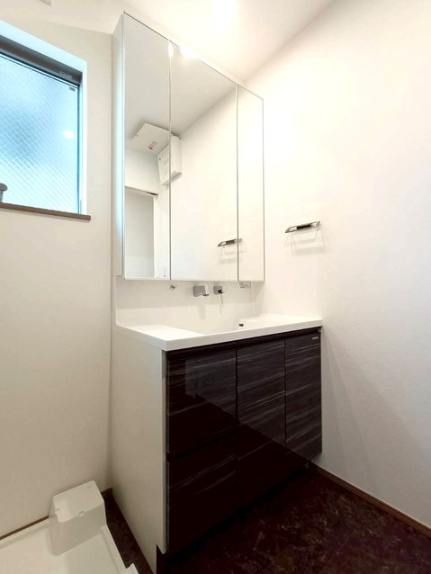 detached 埼玉県三郷市彦成２丁目
地図を見る