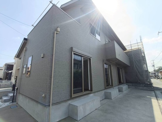 detached 埼玉県三郷市彦成２丁目
地図を見る