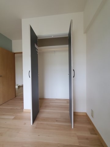 apartment 埼玉県三郷市彦成３丁目
地図を見る