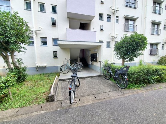 apartment 埼玉県三郷市彦成３丁目
地図を見る