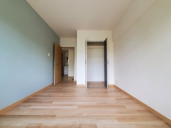 apartment 埼玉県三郷市彦成３丁目
地図を見る