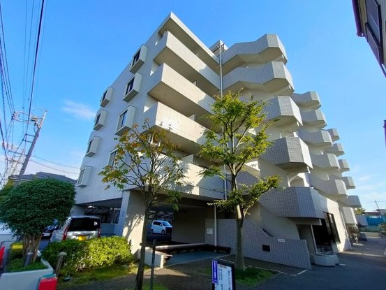 apartment 埼玉県三郷市彦成３丁目207-3