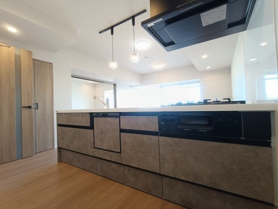 apartment 埼玉県三郷市さつき平２丁目
地図を見る