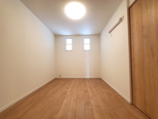 apartment 埼玉県三郷市さつき平１丁目
地図を見る