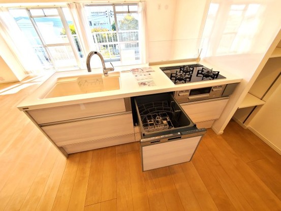 apartment 埼玉県三郷市さつき平１丁目
地図を見る