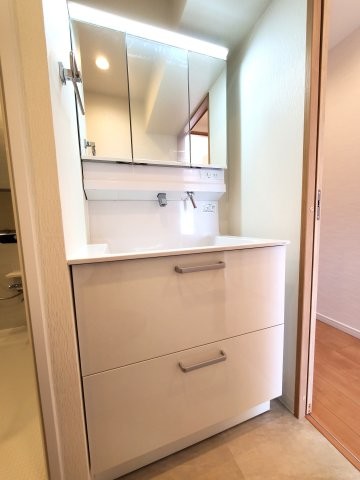 apartment 埼玉県三郷市さつき平１丁目
地図を見る