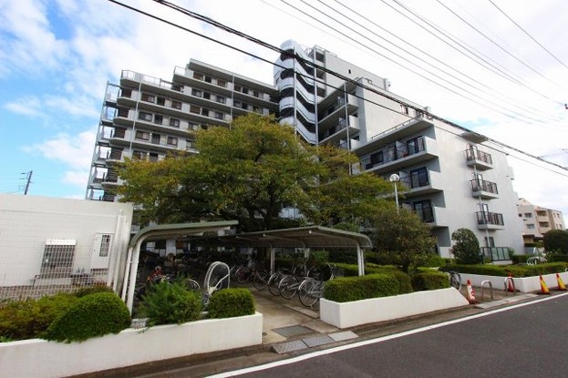 apartment 埼玉県三郷市早稲田７丁目
地図を見る