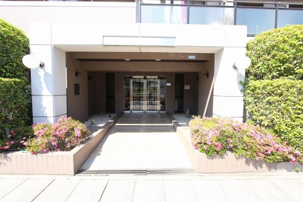 apartment 埼玉県三郷市高州１丁目
地図を見る