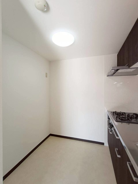 apartment 埼玉県三郷市高州１丁目
地図を見る