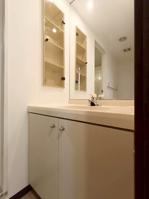 apartment 埼玉県三郷市高州１丁目
地図を見る