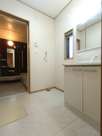 detached 埼玉県北葛飾郡松伏町大字松伏
地図を見る