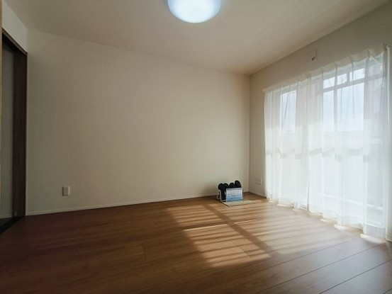 apartment 埼玉県三郷市早稲田６丁目
地図を見る