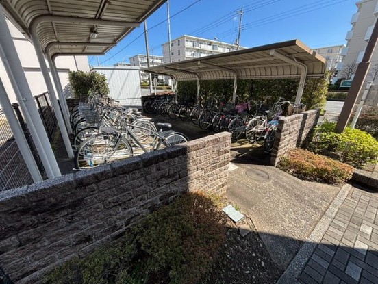 apartment 埼玉県三郷市早稲田６丁目
地図を見る