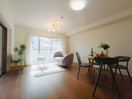 apartment 埼玉県三郷市早稲田６丁目
地図を見る