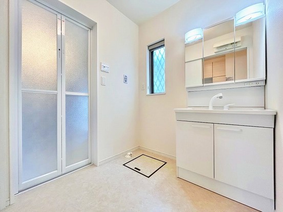 detached 埼玉県八潮市大字南川崎
地図を見る