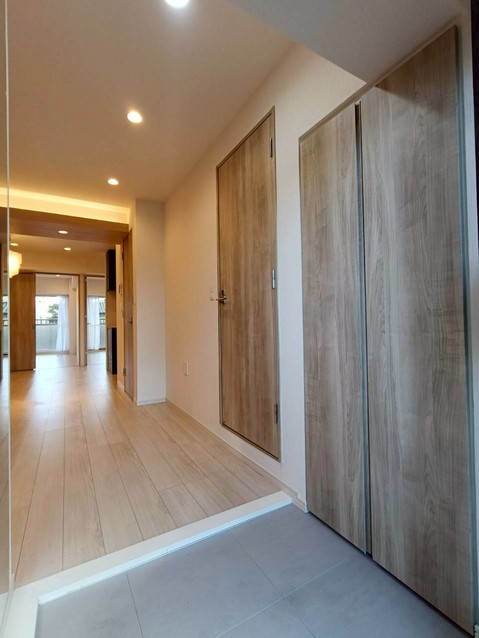 apartment 埼玉県三郷市彦成３丁目207-3