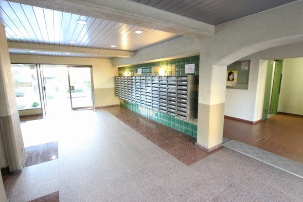 apartment 埼玉県三郷市彦成３丁目207-3