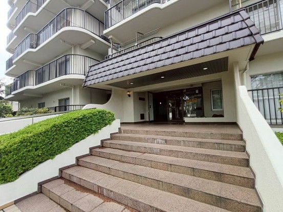 apartment 埼玉県三郷市彦成３丁目207-3