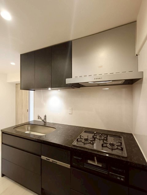 apartment 埼玉県三郷市彦成３丁目207-3