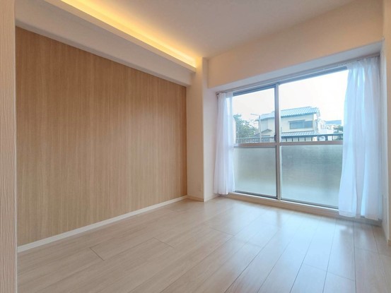 apartment 埼玉県三郷市彦成３丁目207-3