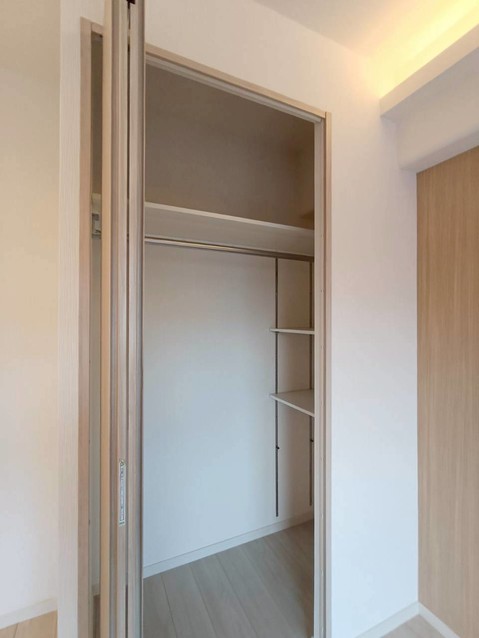 apartment 埼玉県三郷市彦成３丁目207-3