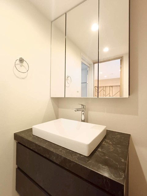 apartment 埼玉県三郷市彦成３丁目207-3