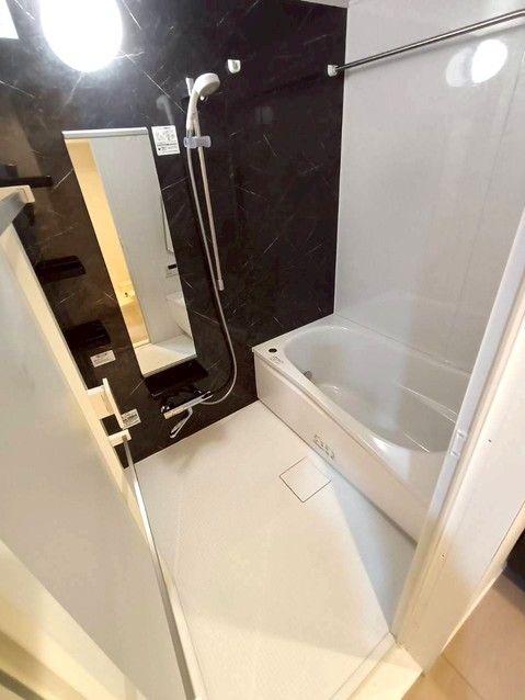 apartment 埼玉県三郷市彦成３丁目207-3