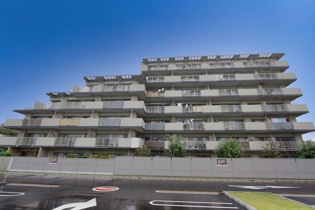 apartment 埼玉県三郷市戸ケ崎２丁目
地図を見る