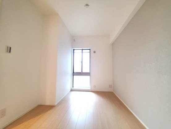 apartment 埼玉県三郷市戸ケ崎２丁目
地図を見る