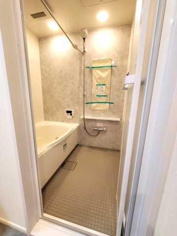 apartment 埼玉県三郷市戸ケ崎２丁目
地図を見る