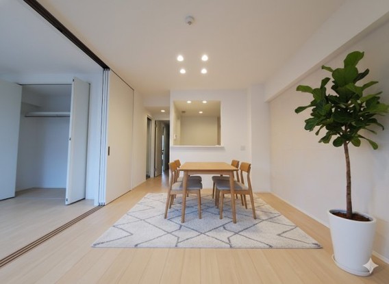 apartment 埼玉県三郷市戸ケ崎２丁目
地図を見る