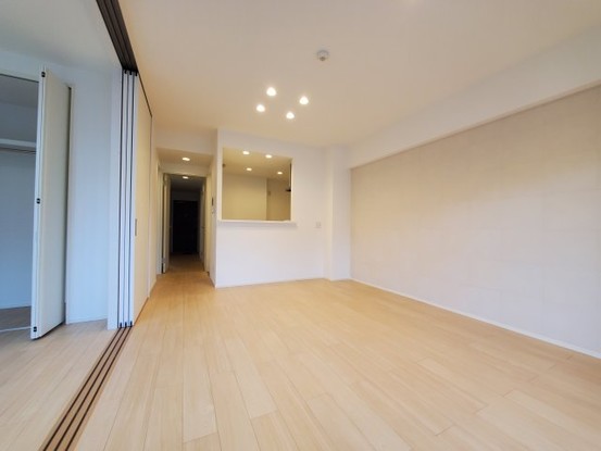 apartment 埼玉県三郷市戸ケ崎２丁目
地図を見る