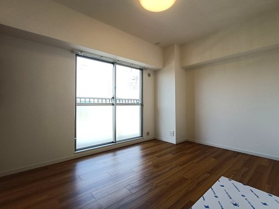 apartment 埼玉県三郷市新和５丁目
地図を見る