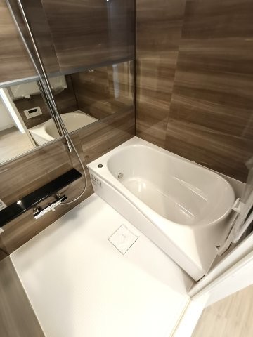 apartment 埼玉県三郷市新和５丁目
地図を見る