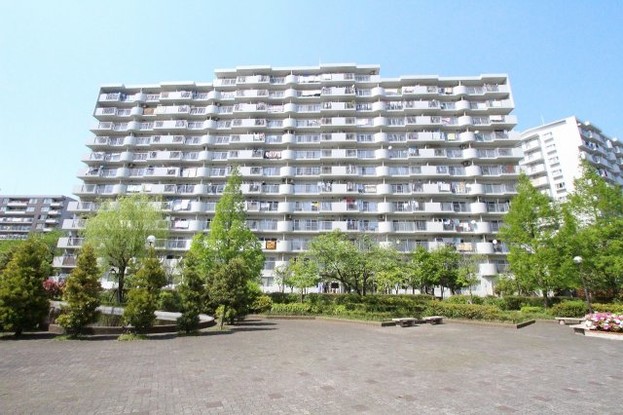 apartment 埼玉県三郷市さつき平１丁目
地図を見る