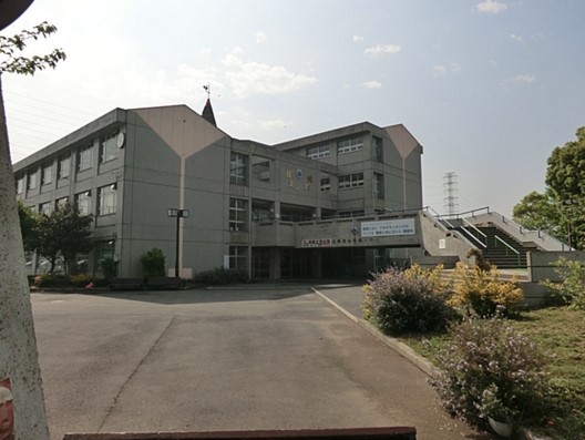 apartment 埼玉県三郷市さつき平１丁目
地図を見る